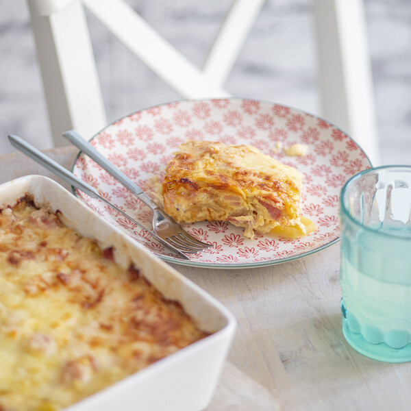 Erdäpfelgratin mit Schinken und Käse