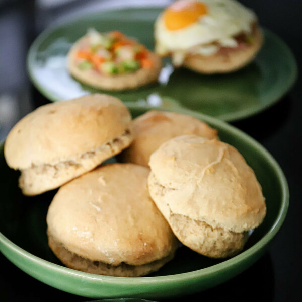 Schnelle Dinkelbrötchen