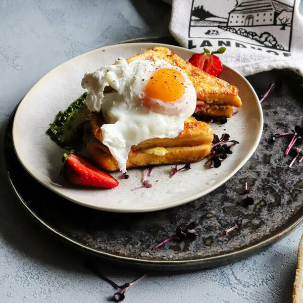 Pikanter French Toast mit Ei